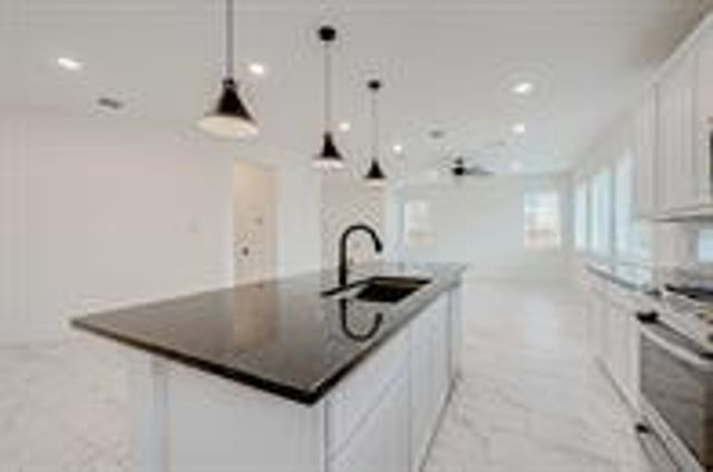 1452 Shaded Rock Drive, Missouri City, TX 77459