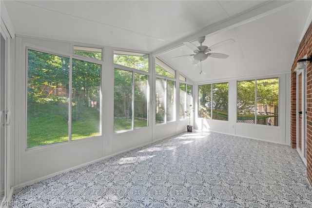 3820 Meadowbrook Boulevard, University Heights, OH 44118