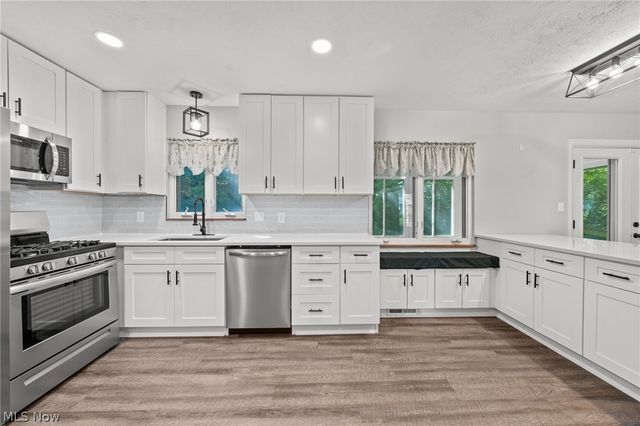 3820 Meadowbrook Boulevard, University Heights, OH 44118