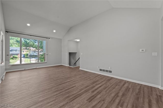 3820 Meadowbrook Boulevard, University Heights, OH 44118