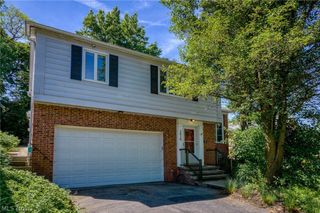 3820 Meadowbrook Boulevard, University Heights, OH 44118