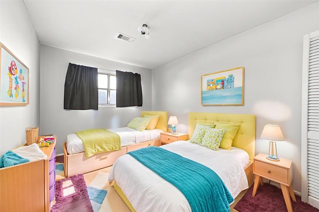 1801 N 7th Street, Baytown, TX 77520