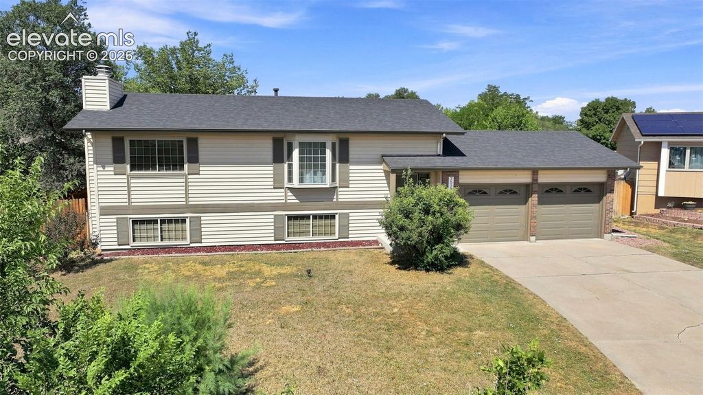 7520 Vineland Trail, Colorado Springs, CO 80911 — exterior