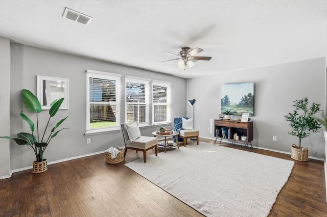 2225 South Way, Denton, TX 76207