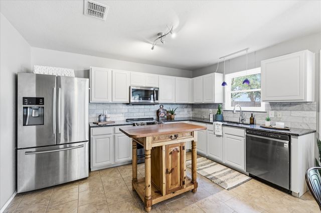 2225 South Way, Denton, TX 76207