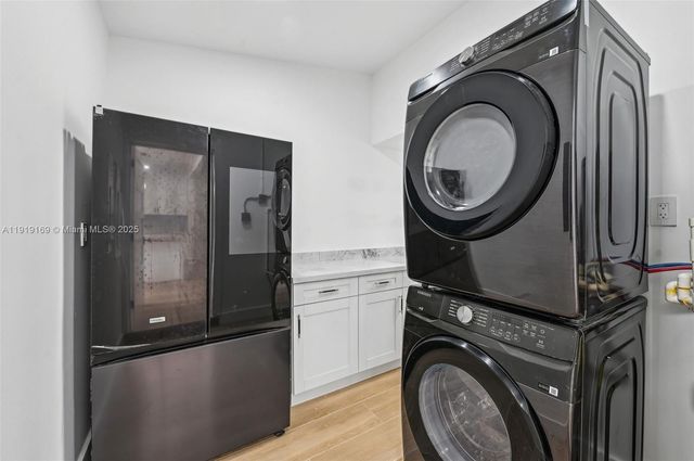 2001 SW 23rd Ave, Fort Lauderdale, FL 33312