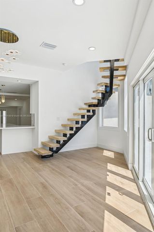 2001 SW 23rd Ave, Fort Lauderdale, FL 33312