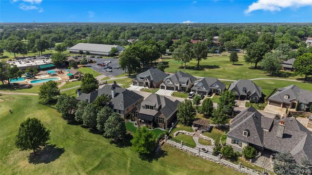 611 Fairway Drive, Broken Arrow, OK 74011