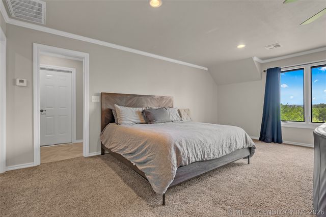 611 Fairway Drive, Broken Arrow, OK 74011