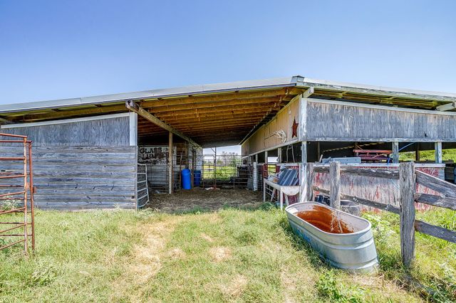 1041 County Road 310a, Cleburne, TX 76031