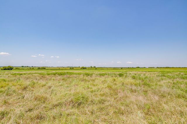 1041 County Road 310a, Cleburne, TX 76031