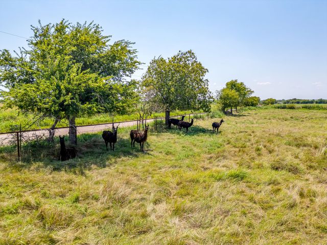 1041 County Road 310a, Cleburne, TX 76031