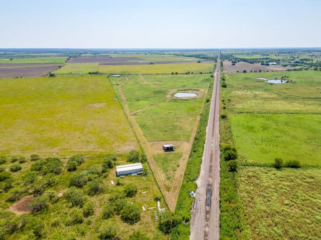 1041 County Road 310a, Cleburne, TX 76031