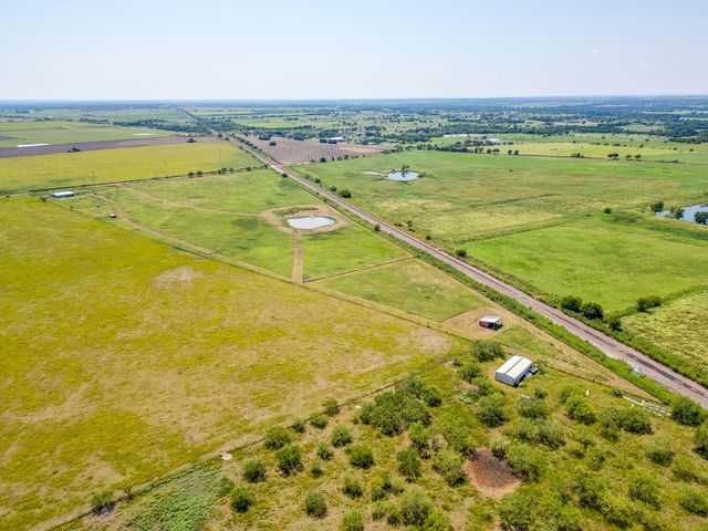 1041 County Road 310a, Cleburne, TX 76031