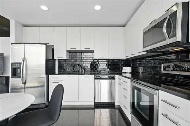3324 Peachtree Road 1712, Atlanta, GA 30326