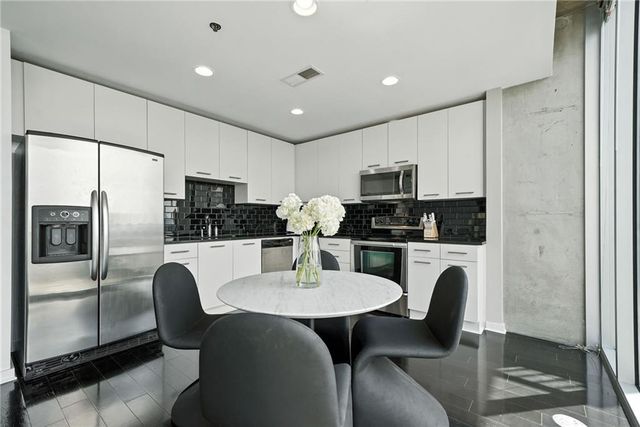 3324 Peachtree Road 1712, Atlanta, GA 30326