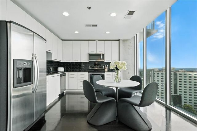 3324 Peachtree Road 1712, Atlanta, GA 30326