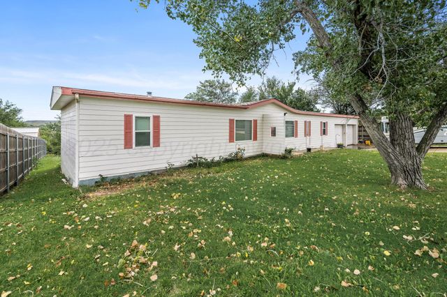 1330 Lions Street, Miami, TX 79059