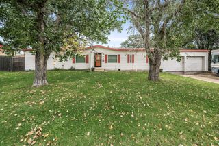 1330 Lions Street, Miami, TX 79059