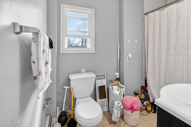 114 3rd Avenue, Rensselaer, NY 12144