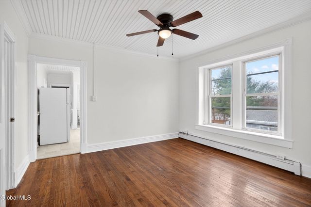 114 3rd Avenue, Rensselaer, NY 12144