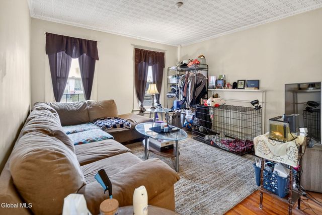 114 3rd Avenue, Rensselaer, NY 12144