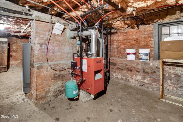 114 3rd Avenue, Rensselaer, NY 12144