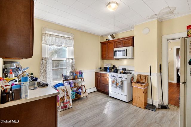 114 3rd Avenue, Rensselaer, NY 12144