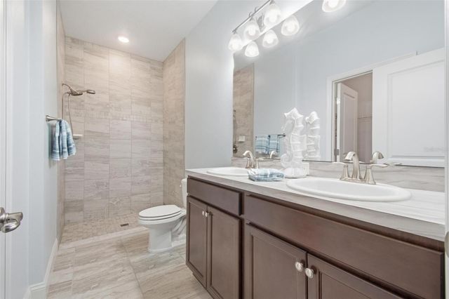 6 OAKLEAF WAY, Palm Coast, FL 32137