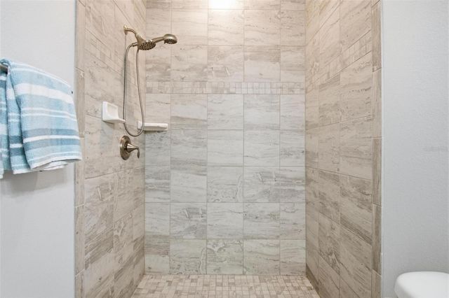 6 OAKLEAF WAY, Palm Coast, FL 32137