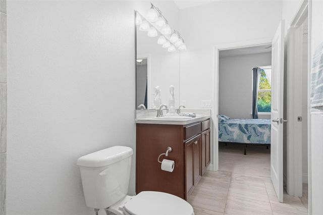 6 OAKLEAF WAY, Palm Coast, FL 32137