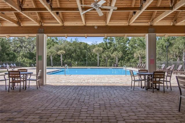 6 OAKLEAF WAY, Palm Coast, FL 32137