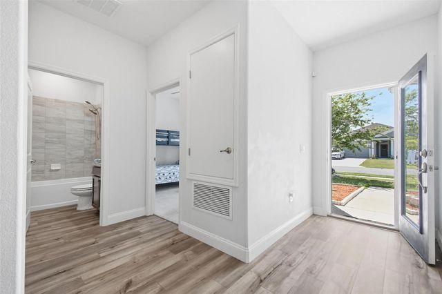 6 OAKLEAF WAY, Palm Coast, FL 32137