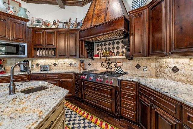 610 River Ranch Road, Aledo, TX 76008