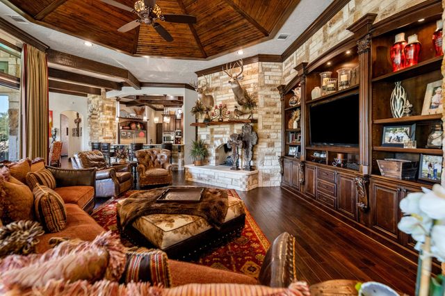 610 River Ranch Road, Aledo, TX 76008