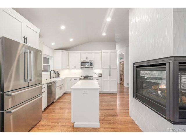 109 Overland Ct, Lafayette, CO 80026