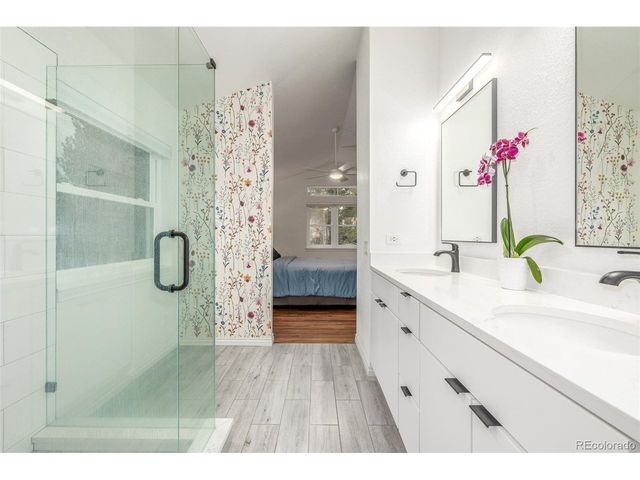 109 Overland Ct, Lafayette, CO 80026