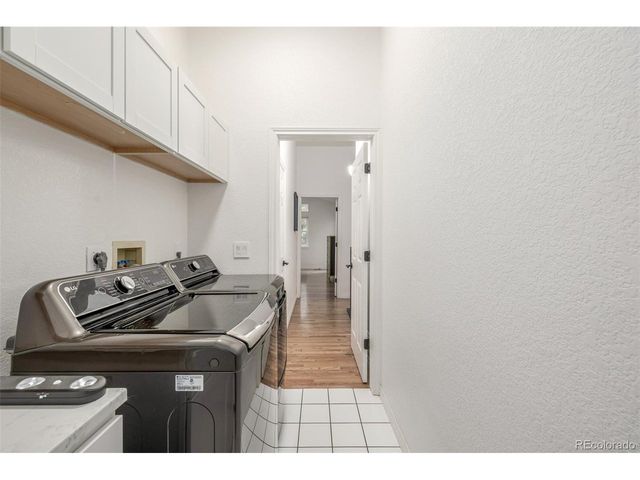 109 Overland Ct, Lafayette, CO 80026