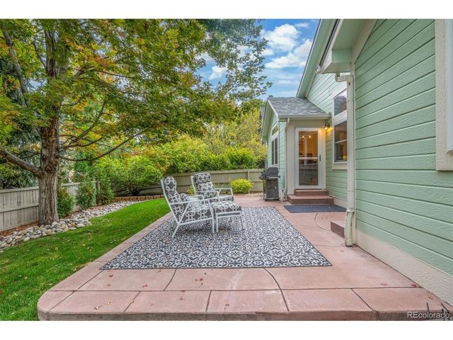 109 Overland Ct, Lafayette, CO 80026