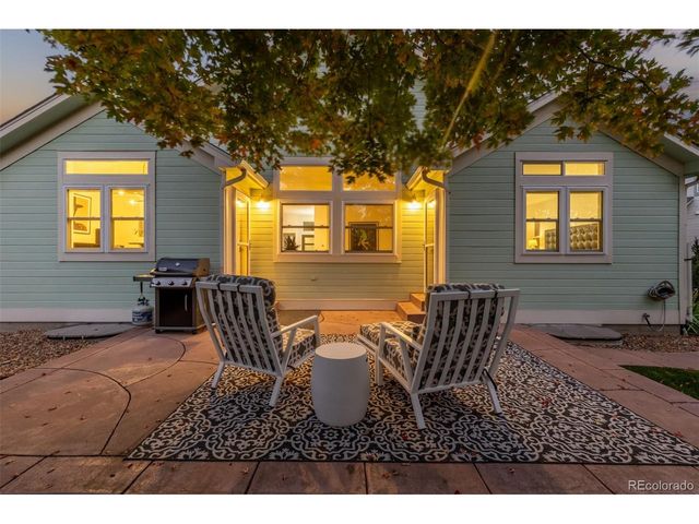 109 Overland Ct, Lafayette, CO 80026