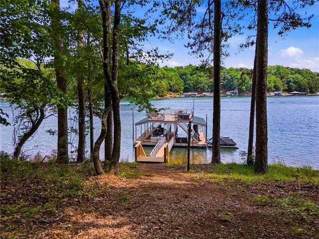4594 Lakeview Lane, Gainesville, GA 30504