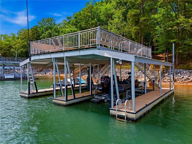 4594 Lakeview Lane, Gainesville, GA 30504