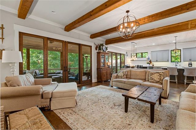4594 Lakeview Lane, Gainesville, GA 30504