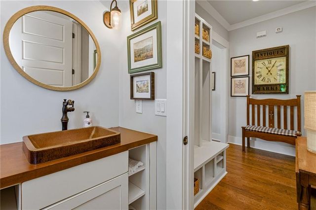 4594 Lakeview Lane, Gainesville, GA 30504