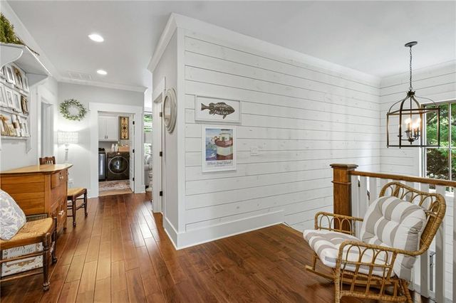 4594 Lakeview Lane, Gainesville, GA 30504