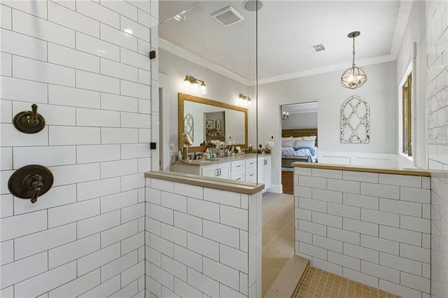 4594 Lakeview Lane, Gainesville, GA 30504