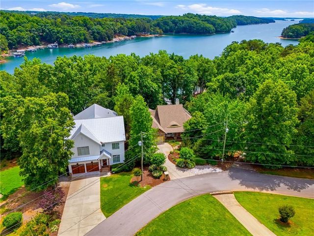 4594 Lakeview Lane, Gainesville, GA 30504