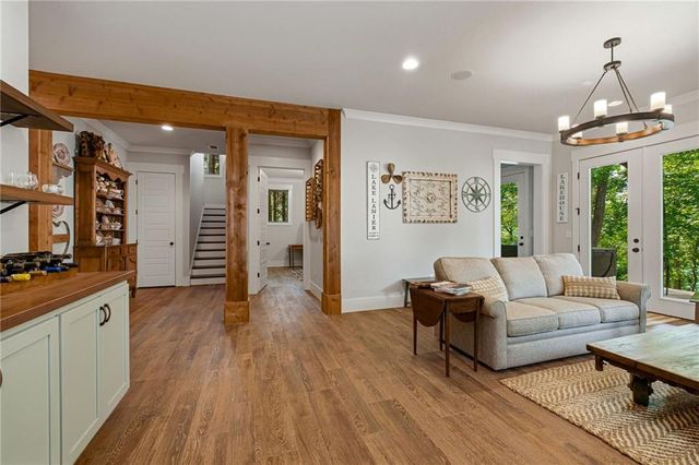4594 Lakeview Lane, Gainesville, GA 30504
