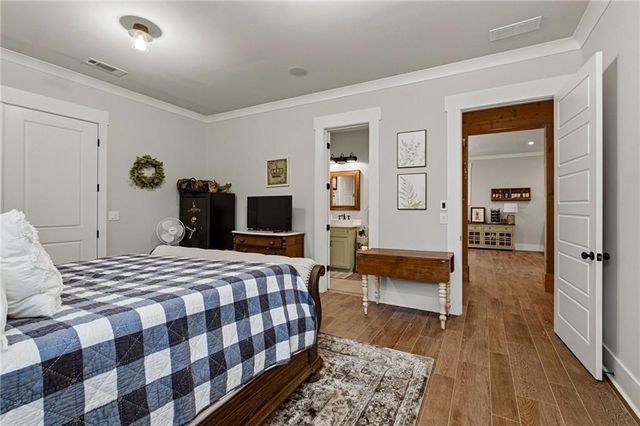 4594 Lakeview Lane, Gainesville, GA 30504