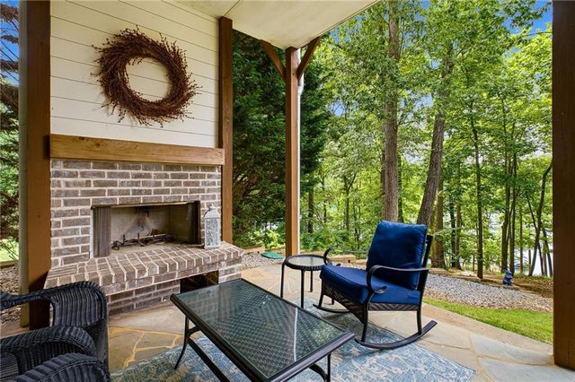 4594 Lakeview Lane, Gainesville, GA 30504